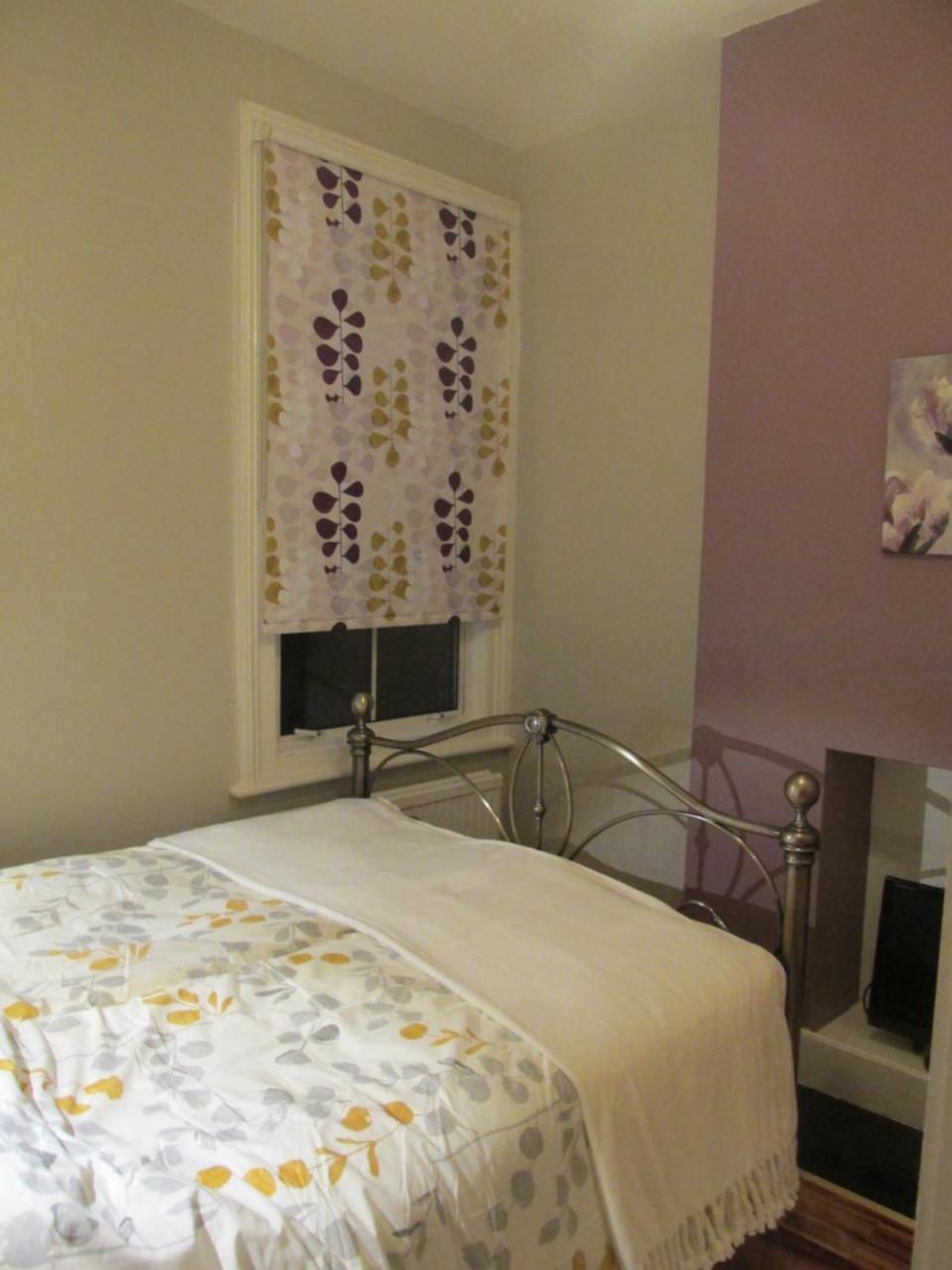 Appartamento The Quiet & Cosy Fulham Reach Crib Londra Esterno foto